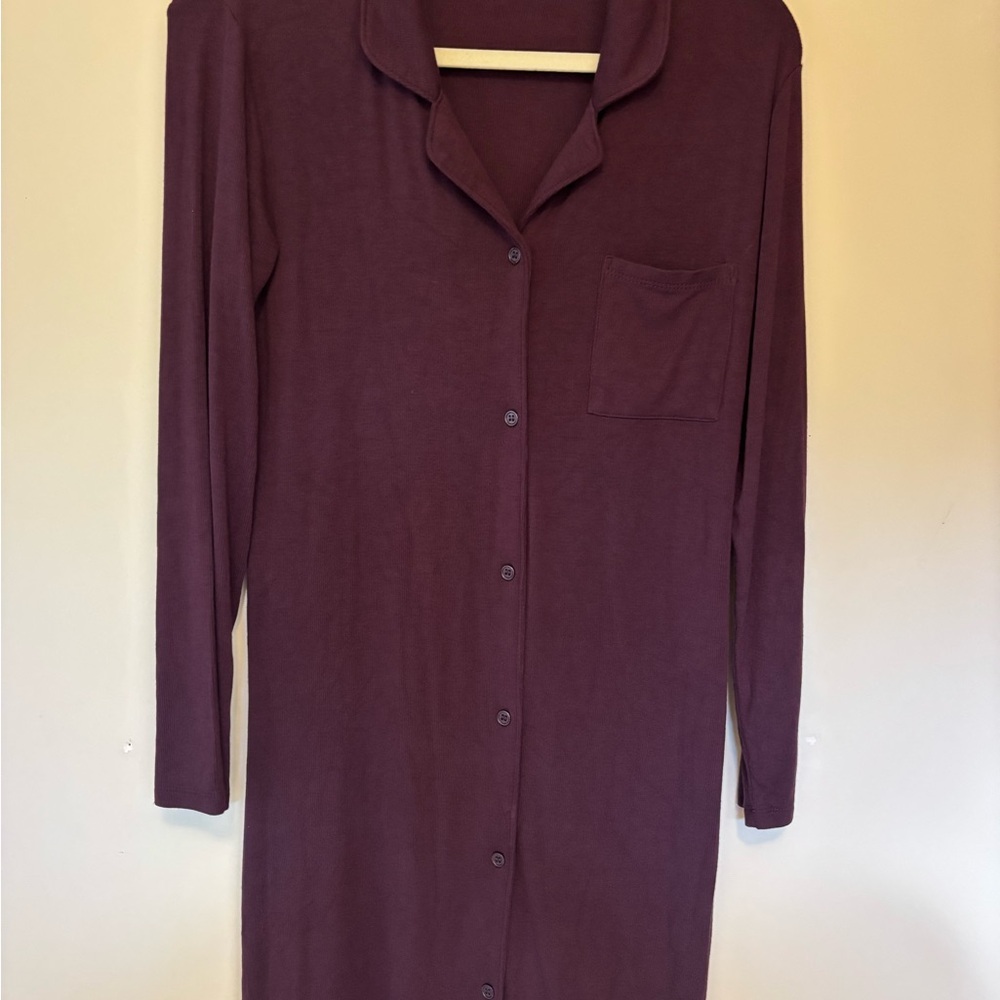 Softies Burgundy Long Sleeve Night Shirt Nightgown Cozy Deep Purple Button Down